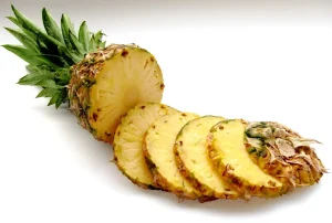 jak wyglada zepsuty ananas